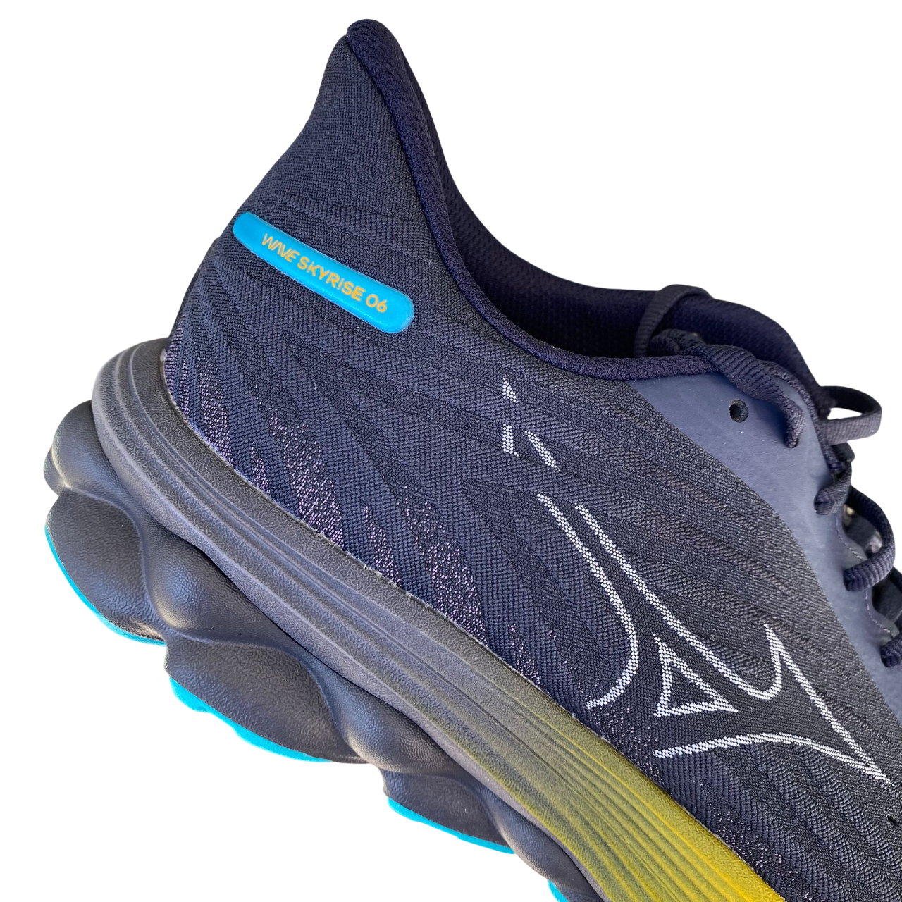 Mizuno Wave Skyrise 6 dettaglio qualità costruttiva giapponese premium
