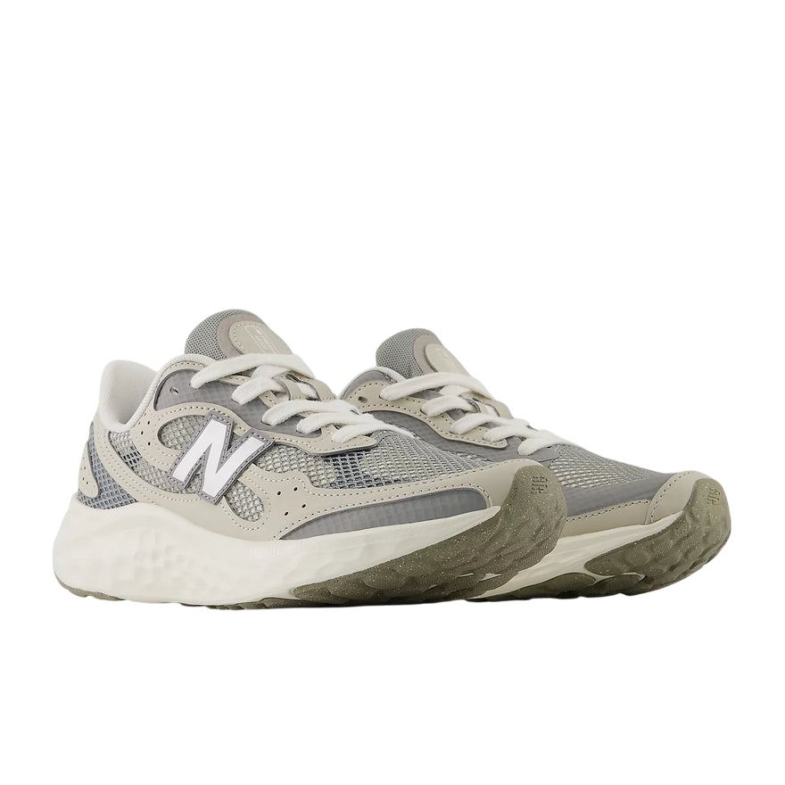 New Balance - Scarpa Running Donna Fresh Foam ARISHI v4 TIRALUX WARISTM4 Grigio - vista 3/4