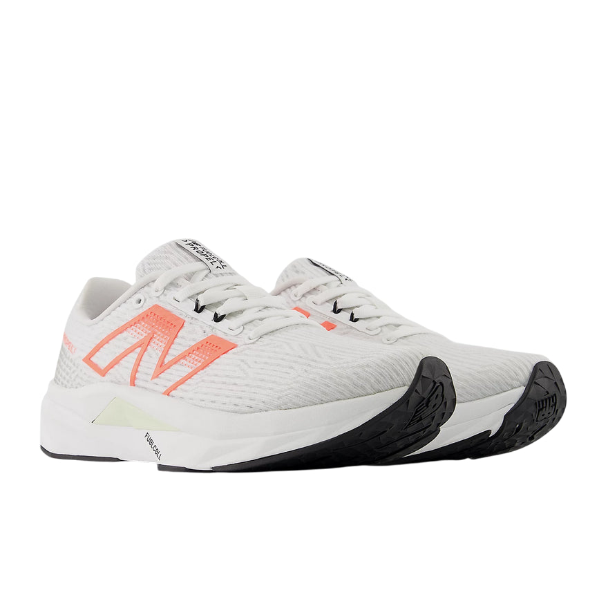 New Balance - Scarpa Running Donna FuelCell Propel v5 WFCPRCY5 Bianco - vista 3/4