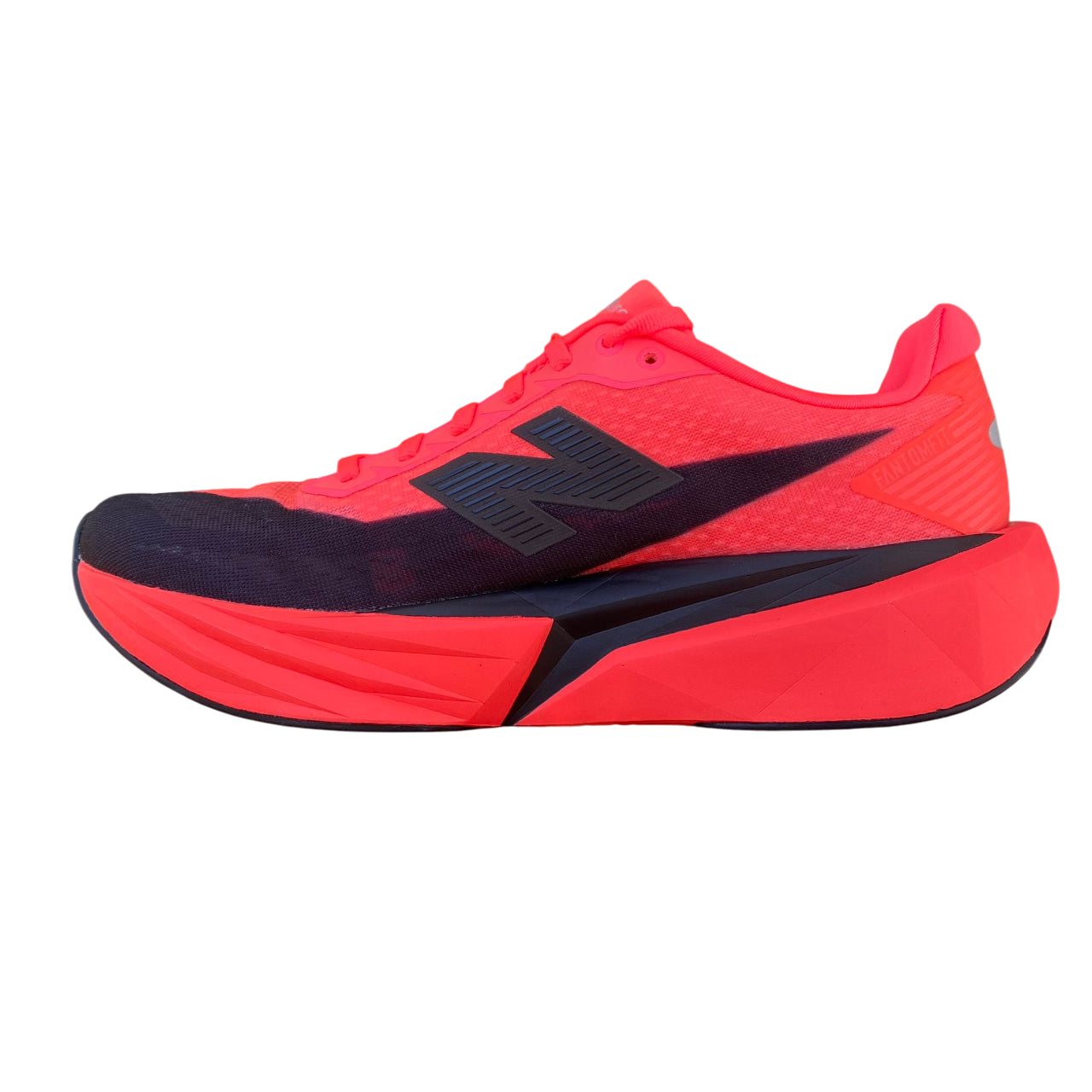 New Balance FuelCell Rebel v5 Rosso - Profilo Interno Tecnologia FuelCell