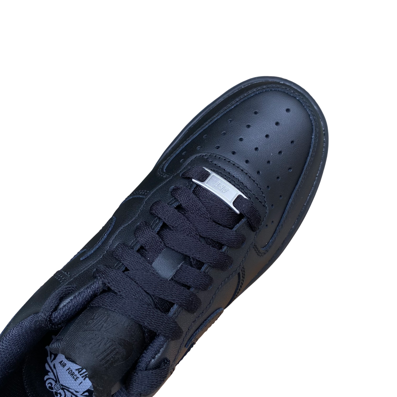Nike Air Force 1 '07 total black da donna modello DD8959-001, sneakers iconiche con design classico, suola in gomma e tomaia in pelle premium per stile urbano - punta