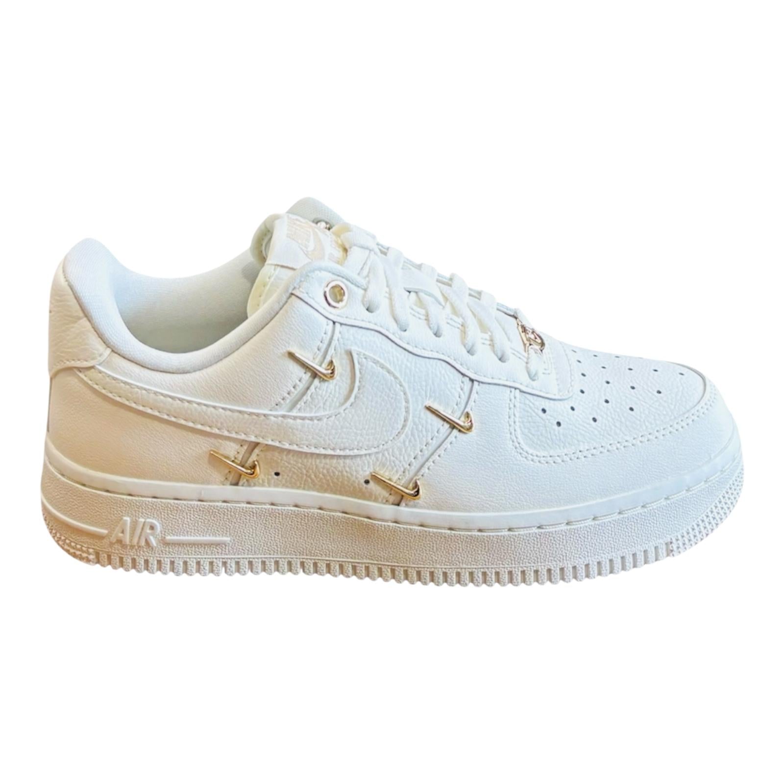 Nike Air Force 1 '07 LX FV3654-111 Sail Oro Sneakers Donna