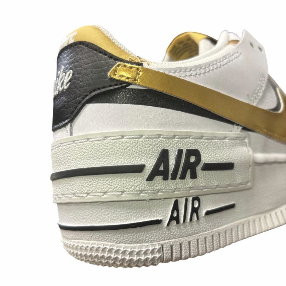 Nike Air Force 1 Shadow CI0919-125 Bianco Oro Nero particolare tallone