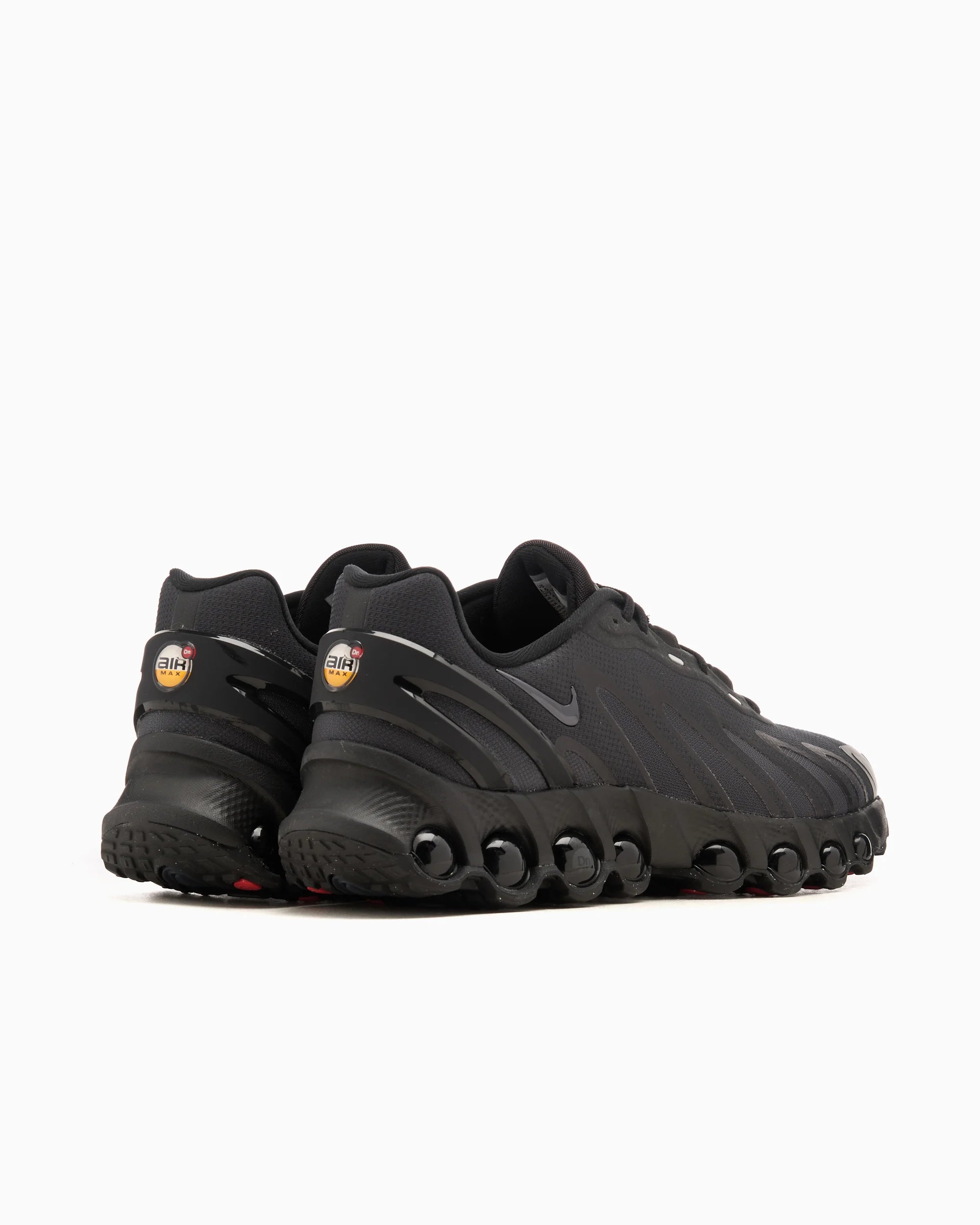 Nike Scarpa Air Max DN8 FQ7860-002 Nero – Design Moderno, Comfort Dinamico e Tecnologia Air Max tacco