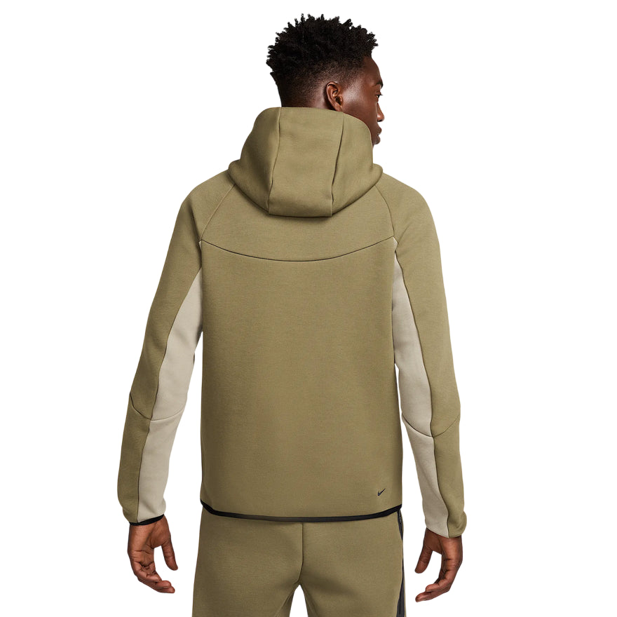 Nike Tech Giacca Uomo Windrunner HV0949-222 Verde - Vista Posteriore