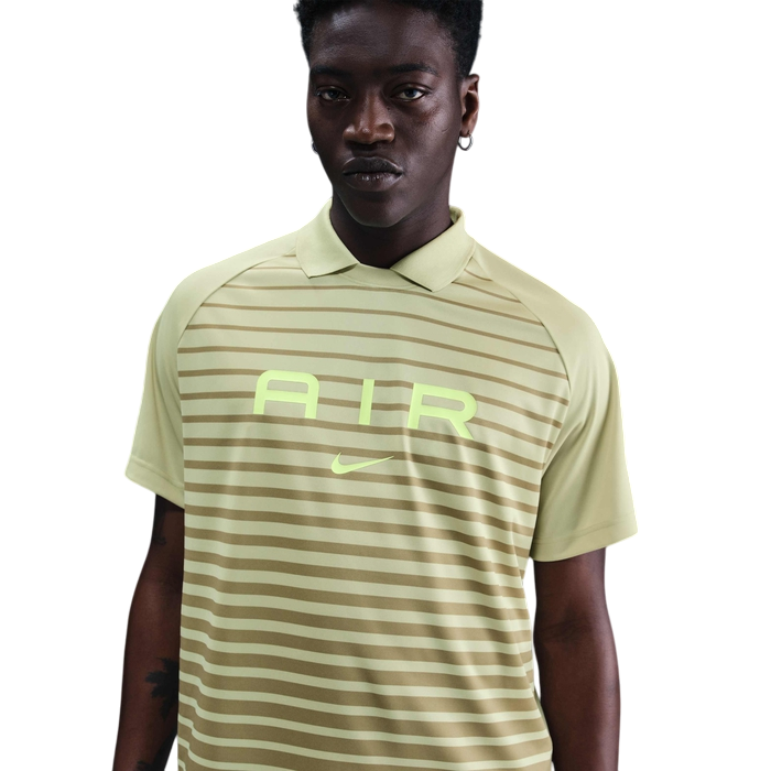 Nike maglietta con colletto da uomo manica corta Swoosh Air Football Jersey AOP IB8019-371 verde