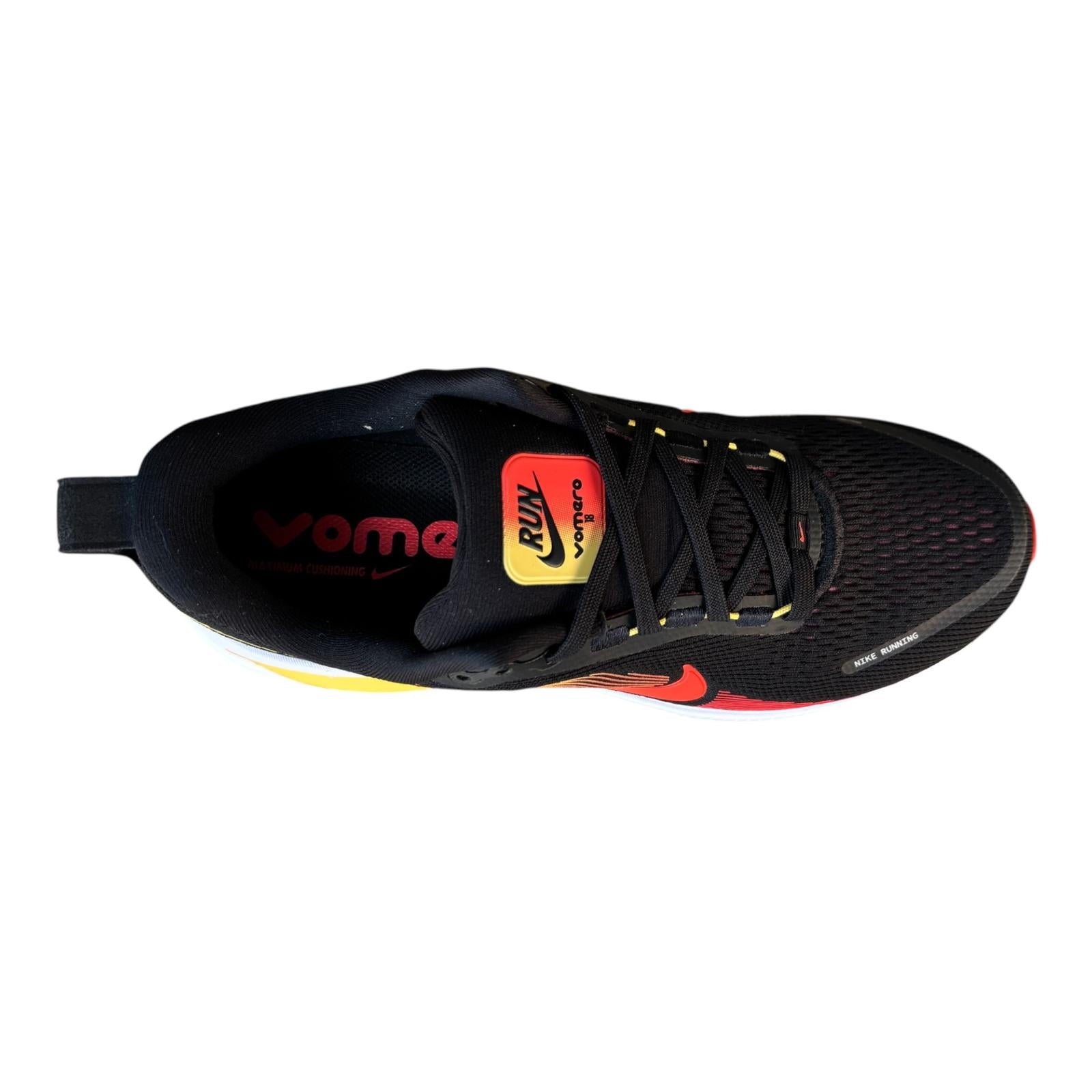 Nike scarpa da corsa da uomo Vomero 18 HM6803-016 nero vista dall'alto