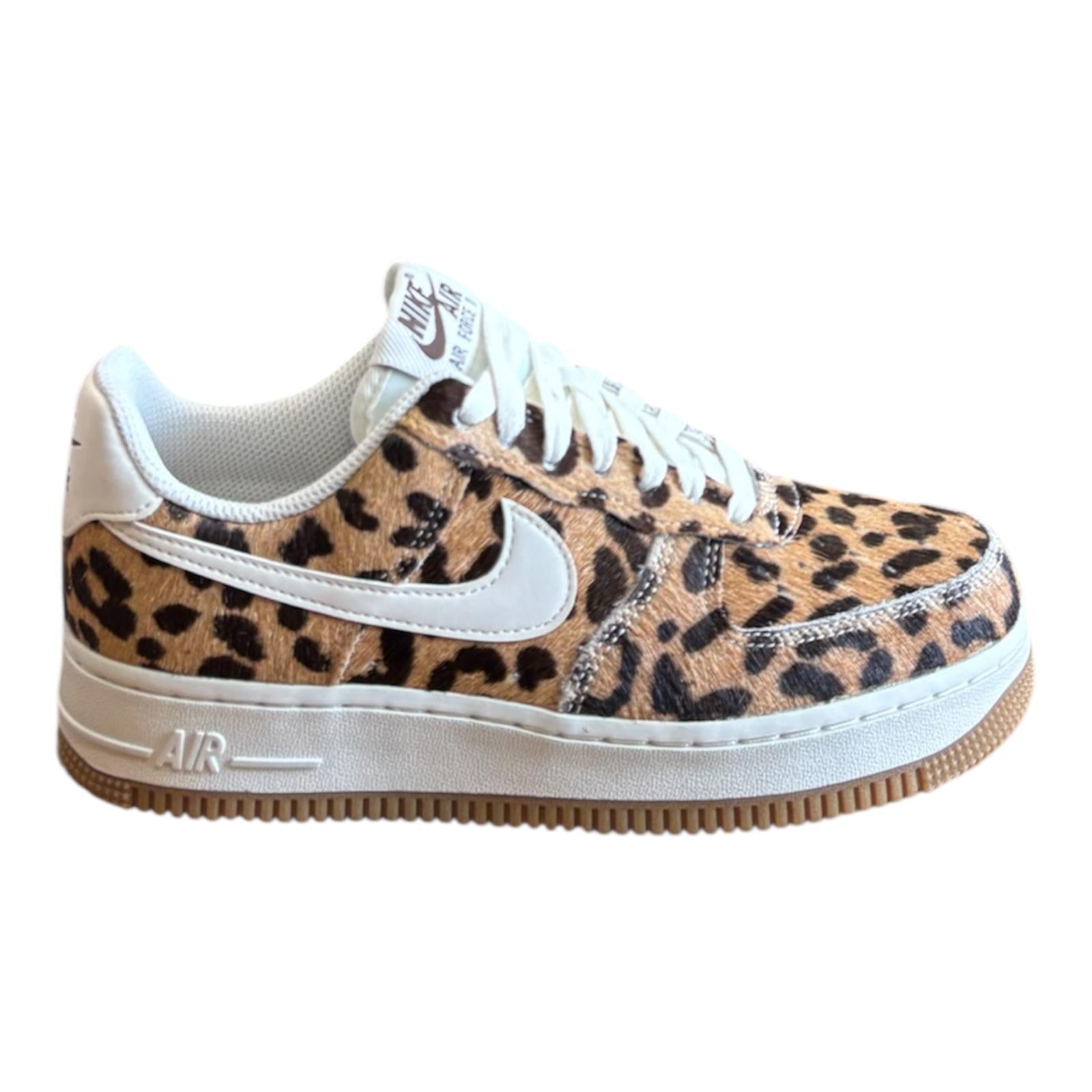 Nike scarpa sneakers donna Air Force 1 07 Baroque Brown