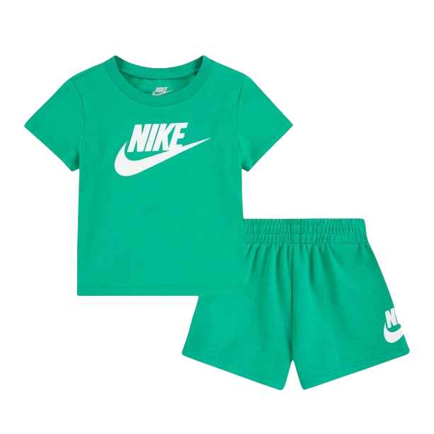 Nike completo Club da bambino maglietta manica corta e pantaloncino in cotone con logo 86L596-E5D verde