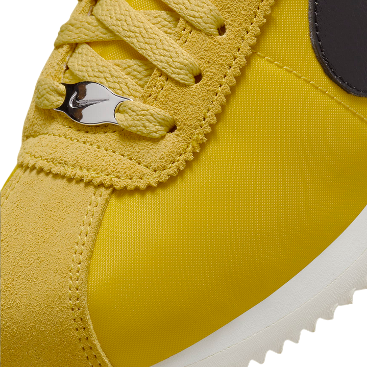 Nike scarpa sneakers da adulto Cortez DZ2795 700 giallo-nero
