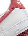 Nike scarpa sneakers da donna Air Force 1 '07 FQ7626-100 bianco-rosso chiaro