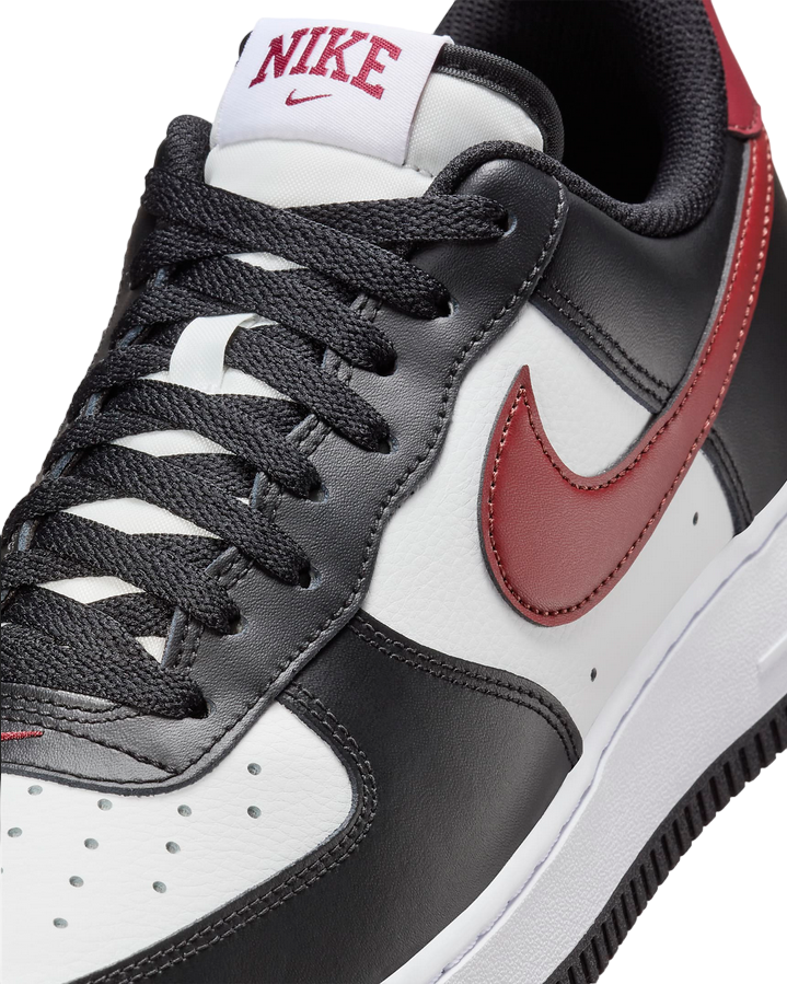 Nike scarpa sneakers da uomo Air Force 1 &#39;07 FZ4615-001 nero rosso bianco