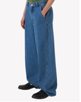 Obey pantalone jeans da donna
Carpenter Lily 242010052 blu chiaro