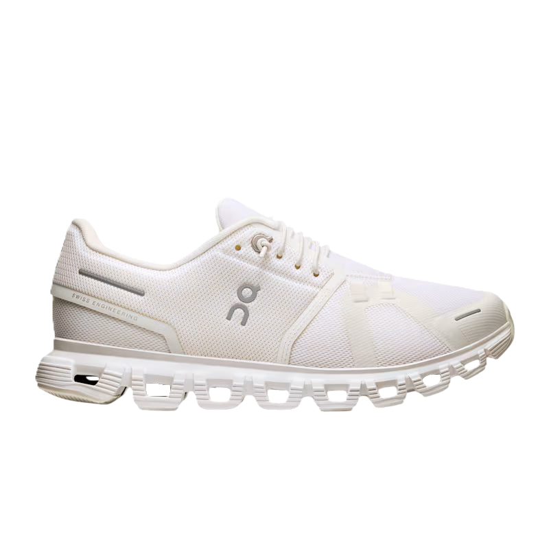 Scarpe running On Cloud 6 donna bianche con tecnologia CloudTec, vista laterale che mostra il design elegante e sportivo