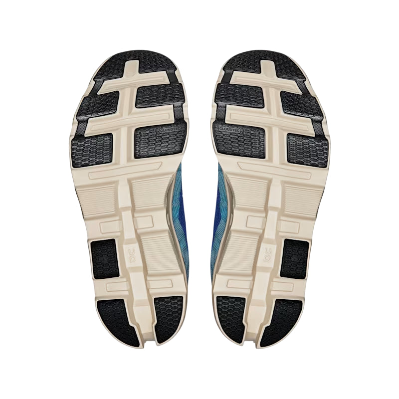 Dettaglio della suola CloudTec più grande di sempre delle scarpe running On Cloudmonster 2 uomo, ammortizzazione e rimbalzo estremi