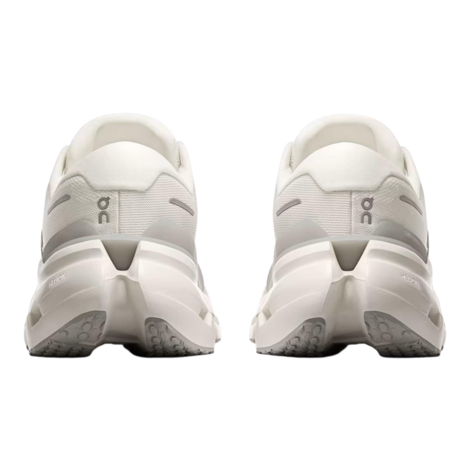 On scarpa da corsa da donna Cloudrunner 3 3WG10050924 vista tallone