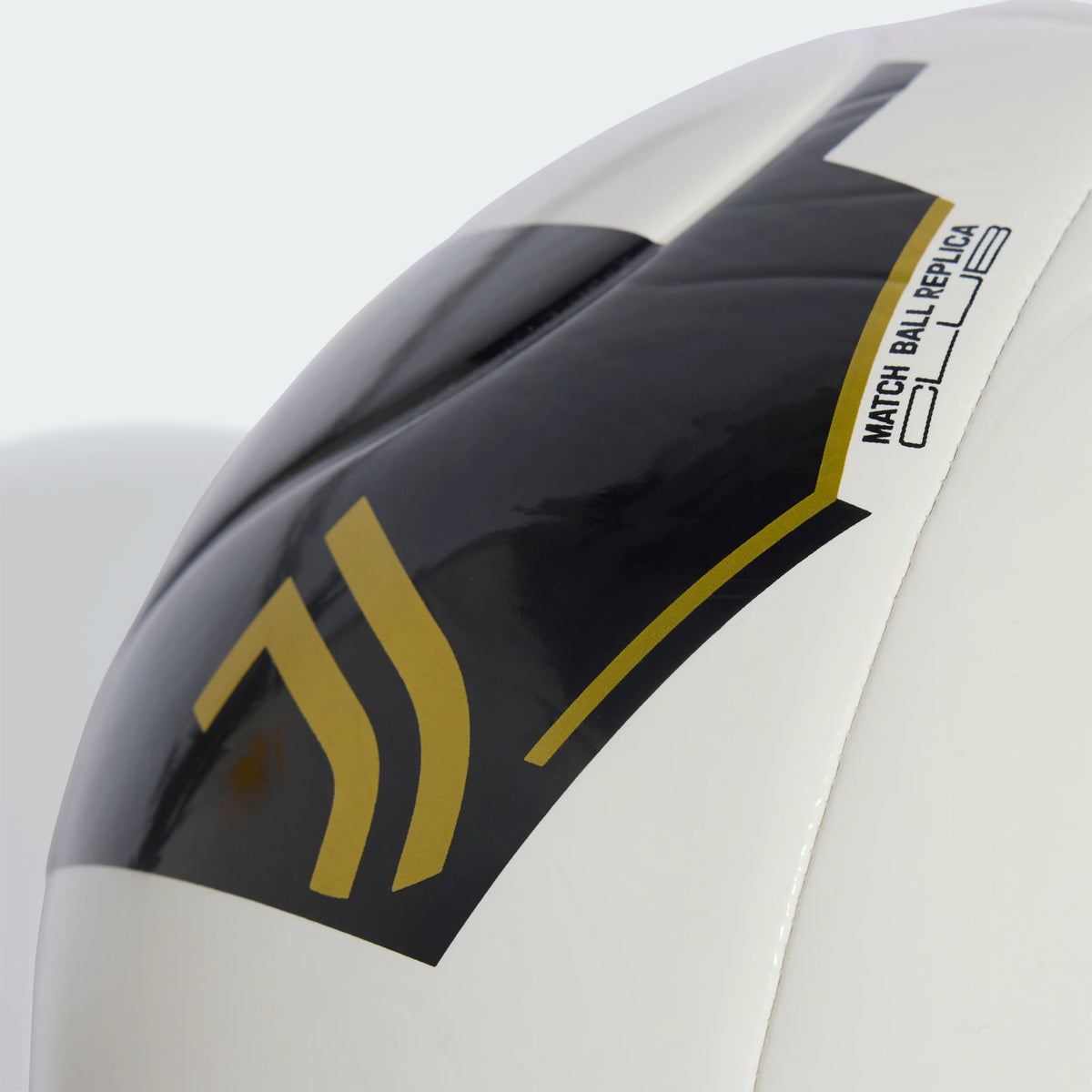Adidas Pallone Home Club Juventus KE5114 bianco-nero