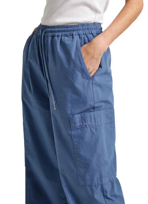 Pepe Jeans Pantaloni da donna Jogger in Popeline PL211732 553 blu mare