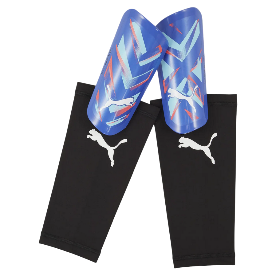 Parastinco da calcio Puma Ultra 030873-11 azzurro, protezione professionale per calciatori con design ergonomico