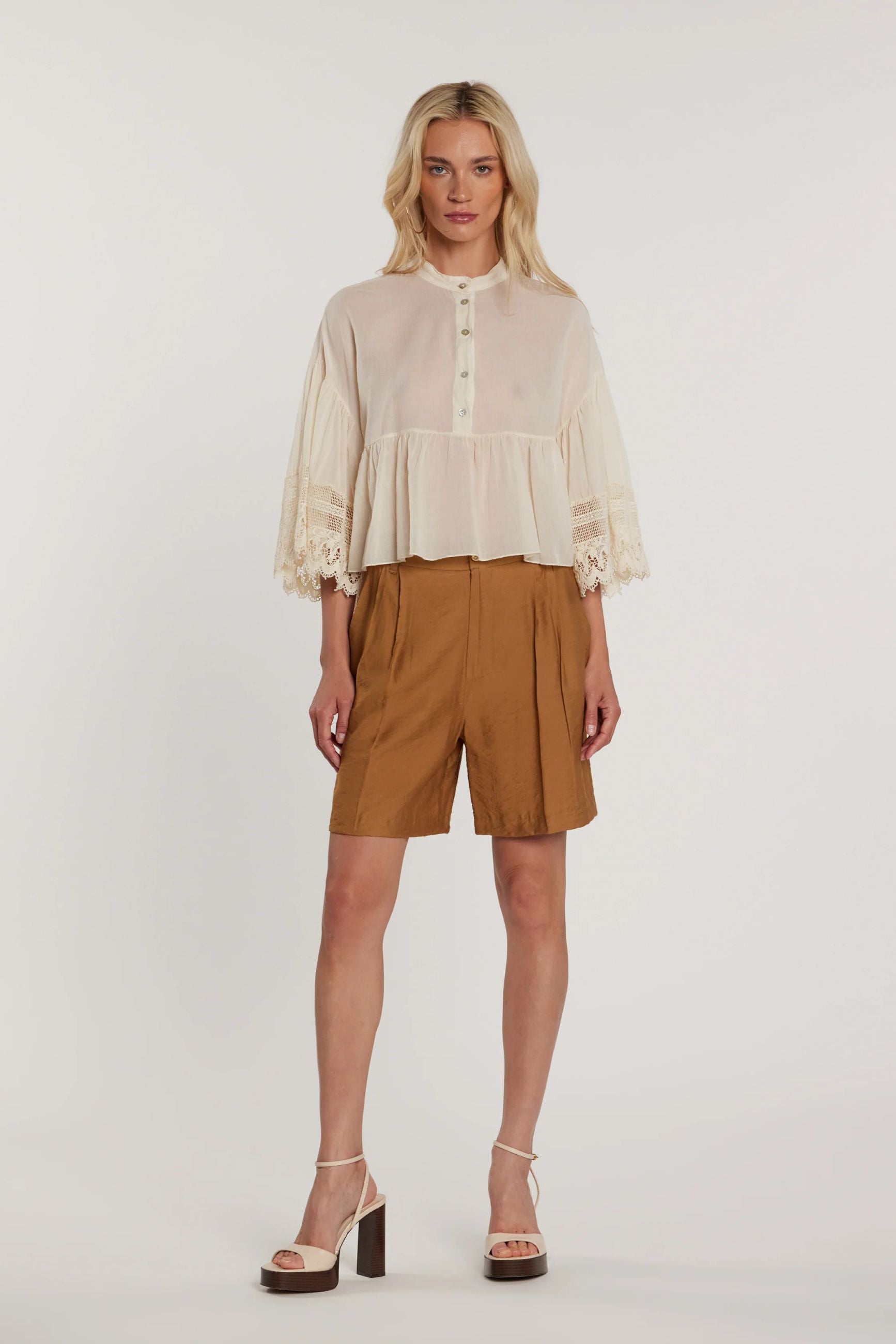 Relish Bermuda ALEGA vita alta con pinces più tasche francesi RDP2607054040 1997 biscotto