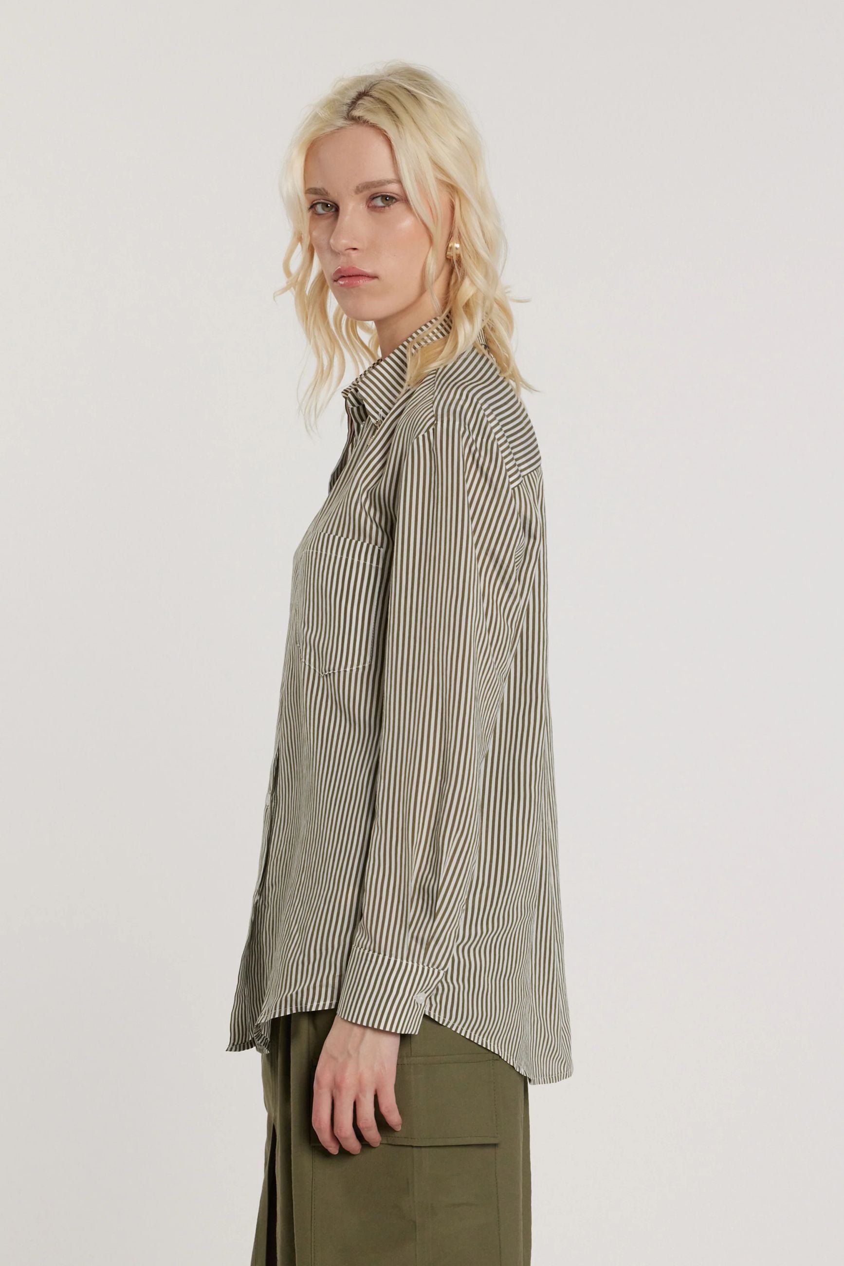 Relish Camicia ARDITI maniche lunghe con tasca a punta più spille occhio con strass righe RDP2603033043 1871 oliva