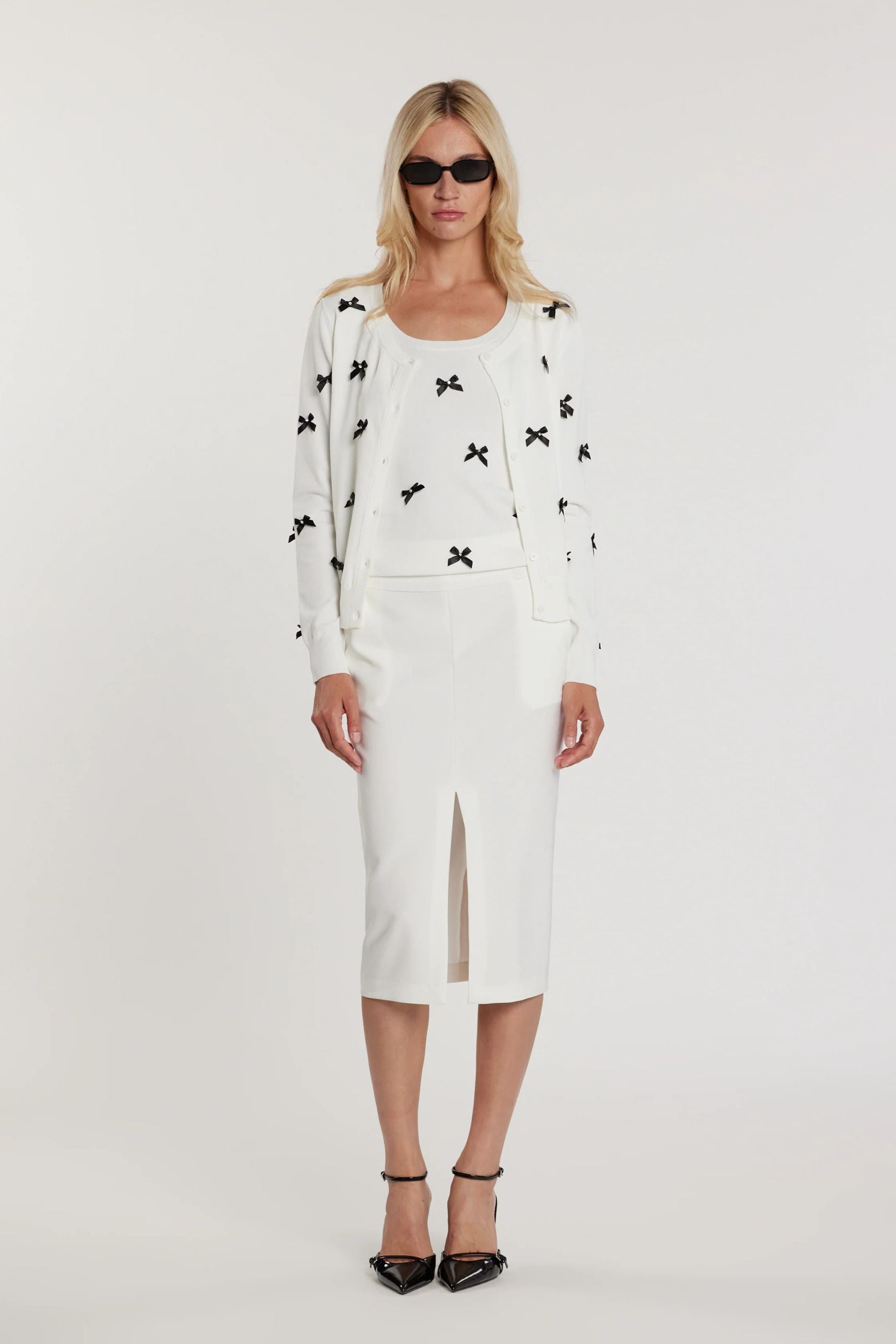 Relish Cardigan RYDER maniche lunghe girocollo con bottoncini più fiocchi più strass RDP2602067013 milk