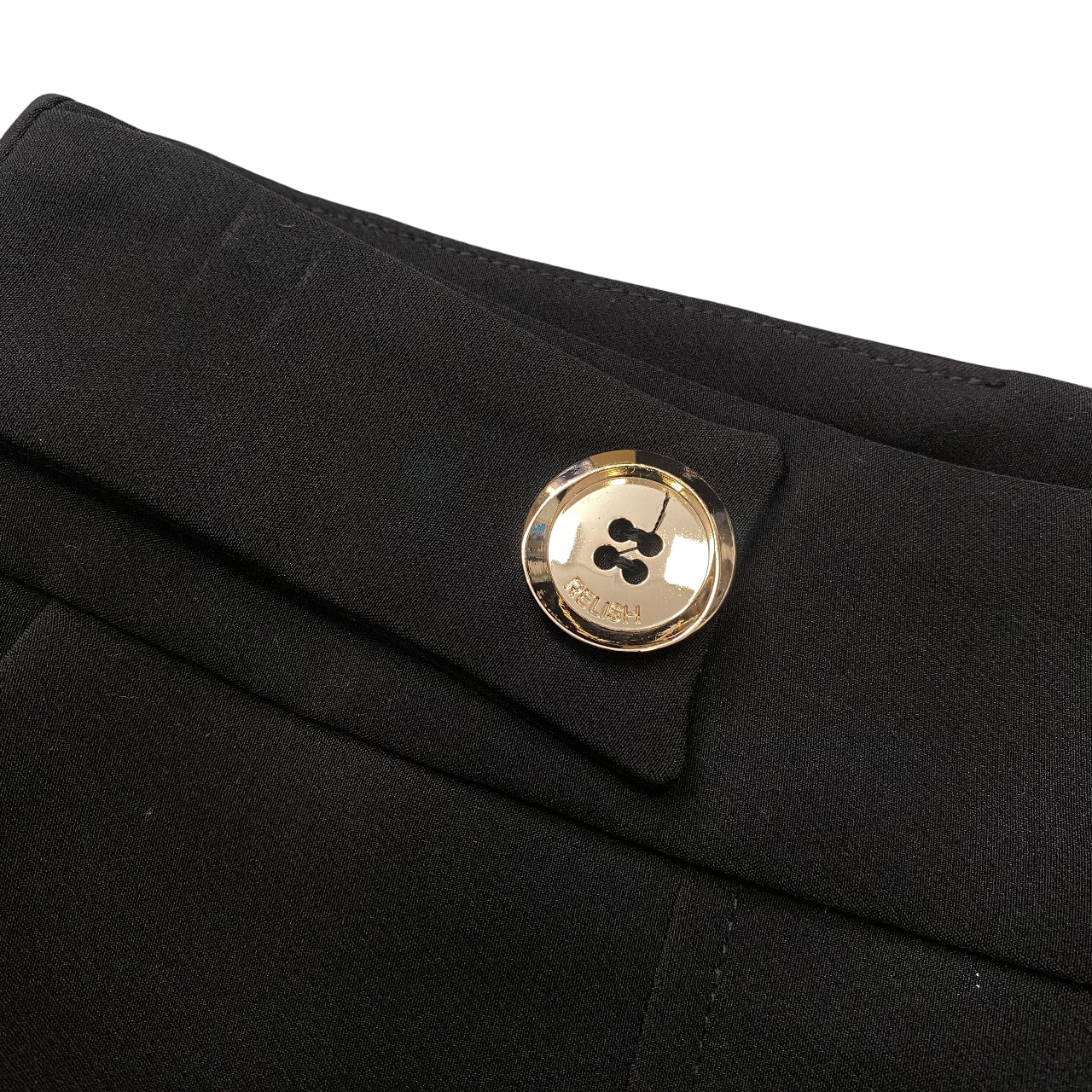 Relish – Shorts EZRA Vita Alta con Pannello Effetto Gonna RDA2507006031 Nero | Femminilità Sofisticata, Stile Chic e Design Made in Italy - dettaglio