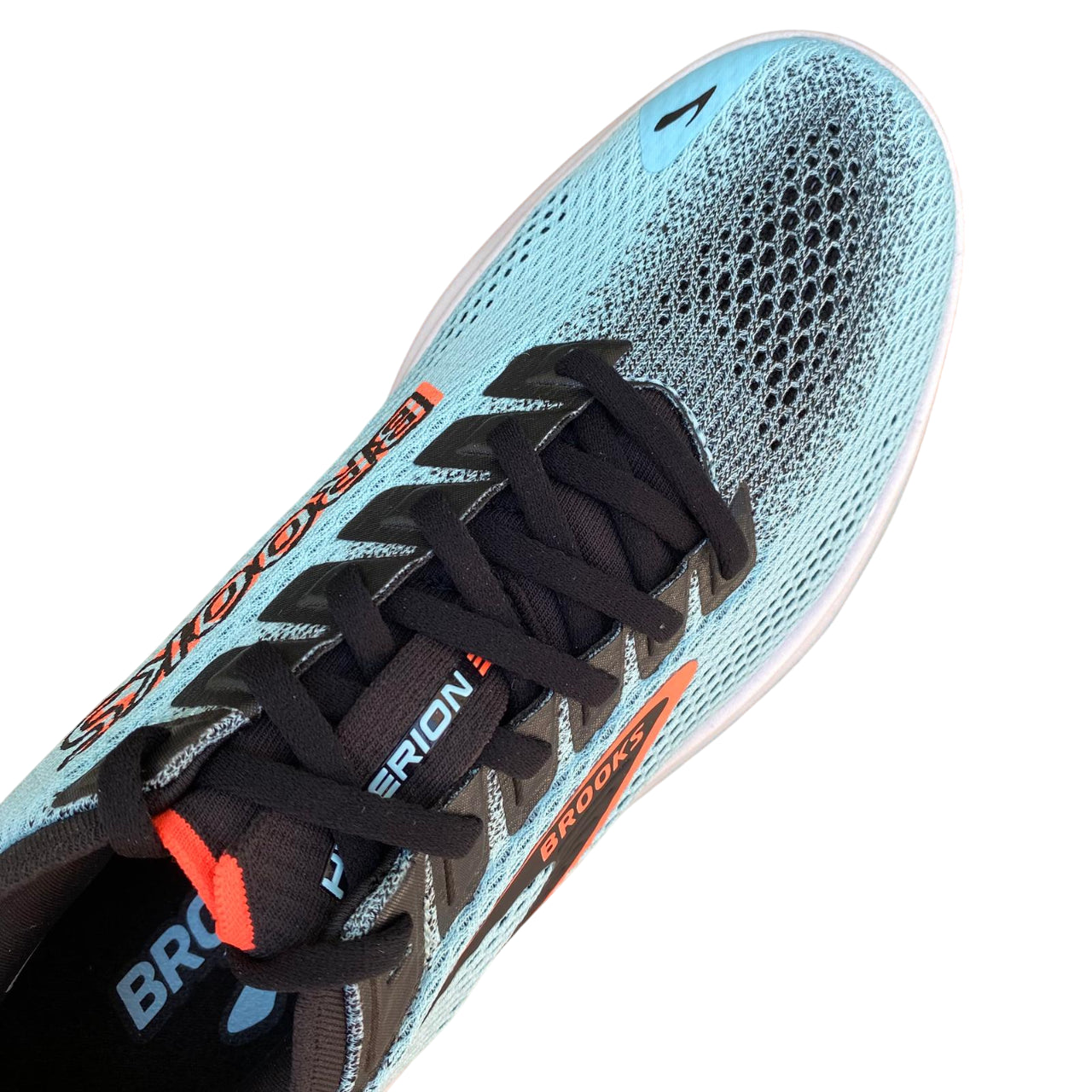 Scopri le scarpe da corsa Brooks Hyperion 3 con automazioni complete. Ottieni prestazioni ottimali con la tecnologia di punta. Inizia la tua corsa con noi!