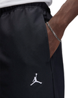 Jordan pantalone da uomo Essentials FB7325-010 nero-bianco