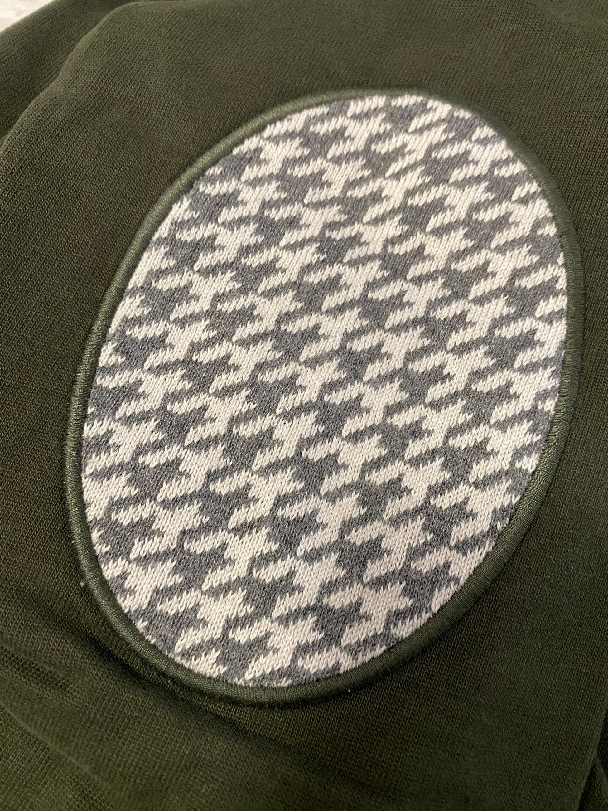 U.S. Polo Assn. Polo Manica Lunga da Uomo in Cotone Lyle Helbow US42177017 249 Verde – Eleganza Sportiva, Comfort Naturale e Versatilità Stagionale - toppa 