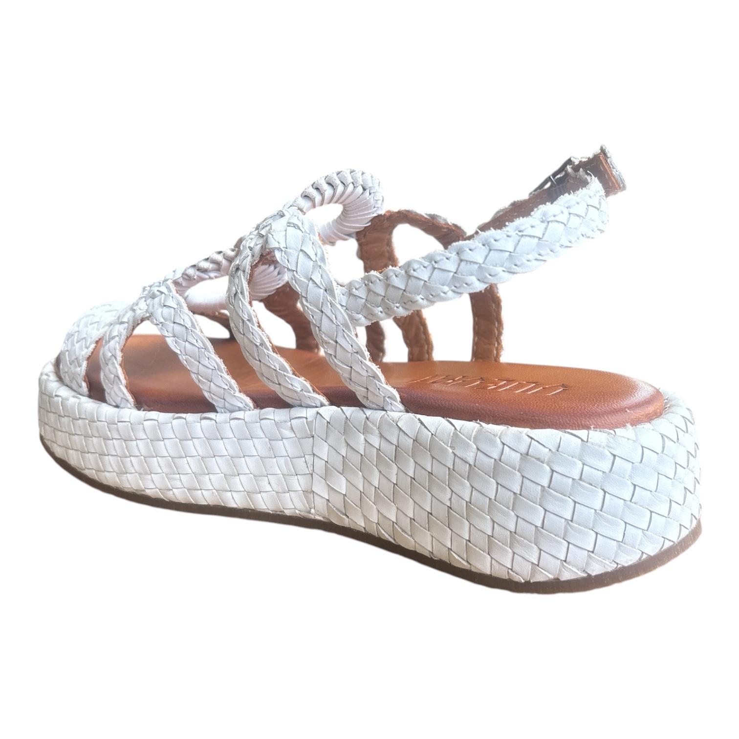 Vueva sandalo intrecciato con zeppa da donna WD511R04 bianco