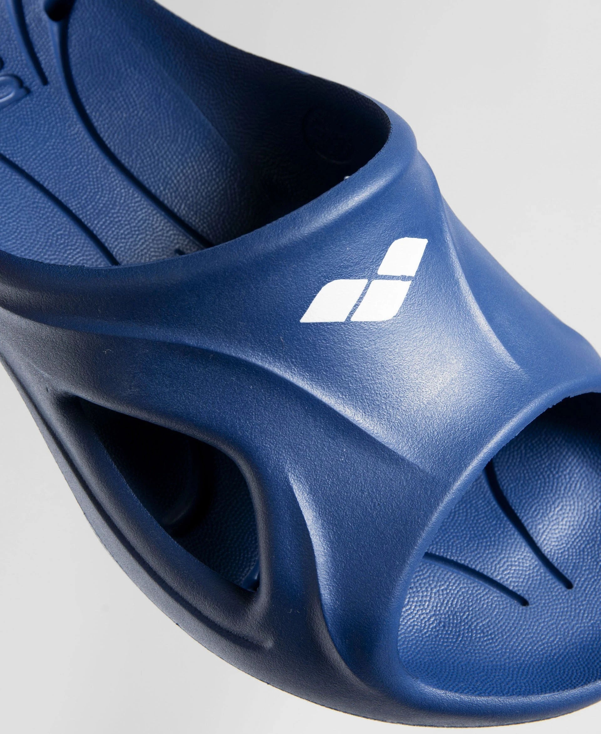 Arena Ciabatta Hydrosoft II Junior 003838 700 navy