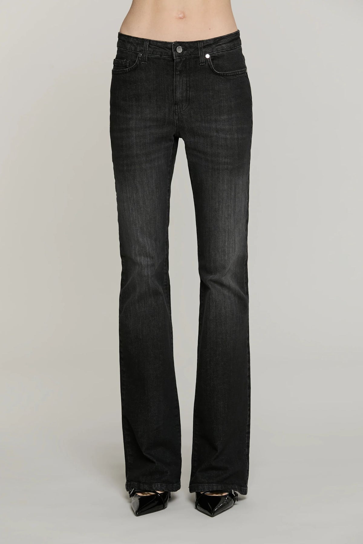 Relish Pantalone SCHIFFER_BLACK v.media 5 ts flaire fit con logo strass tasche denim RDA2607016002 nero