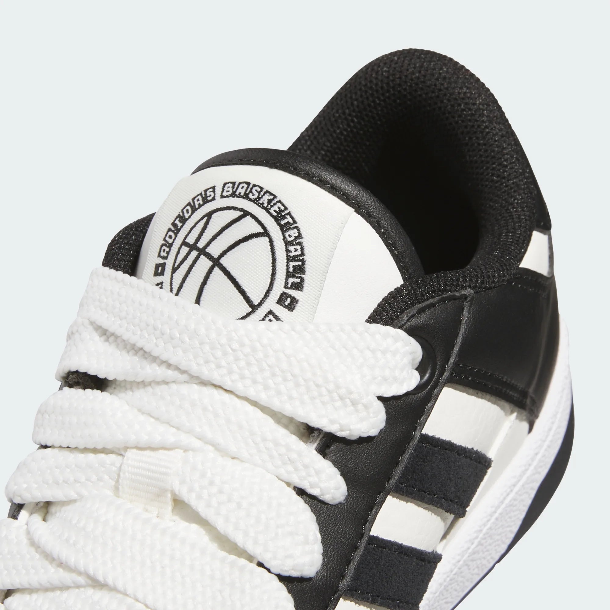 Adidad scarepa sneakers junior Rapid Court Low JR0166 nero-bianco