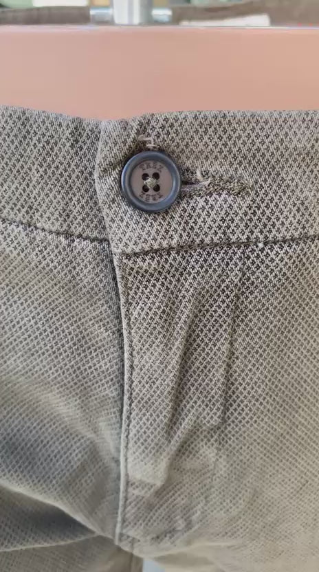 Trez Pantalone Uomo Casual Microfantasia Song6-1702STP M49605 881 Marrone – elegante, comfort, stile moderno - video