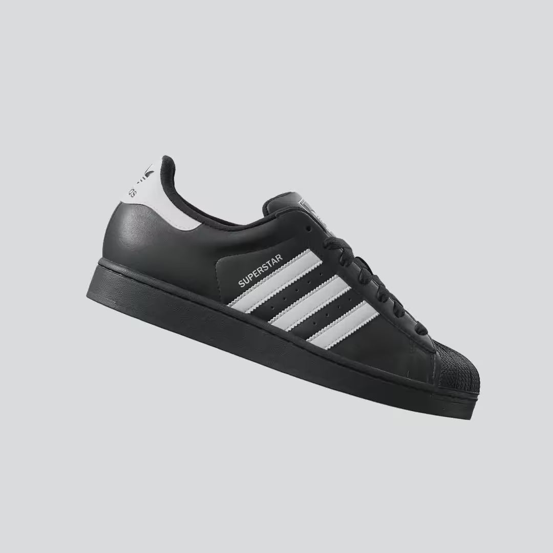 Adidas Originals Superstar II JI0079 Nero-Bianco — Sneakers Uomo video