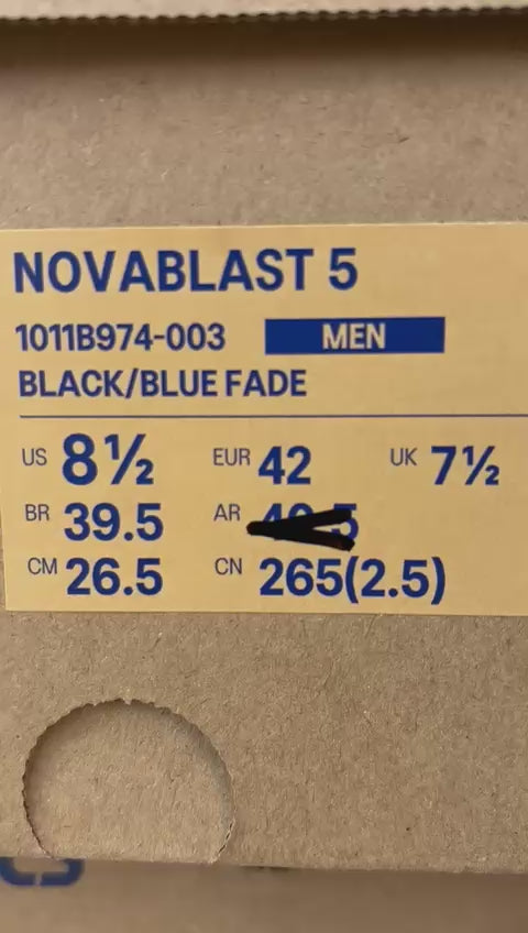 ASICS Novablast 5 1011B974-003 Black/Blue | Scarpe running uomo reattive FF Blast+ - video