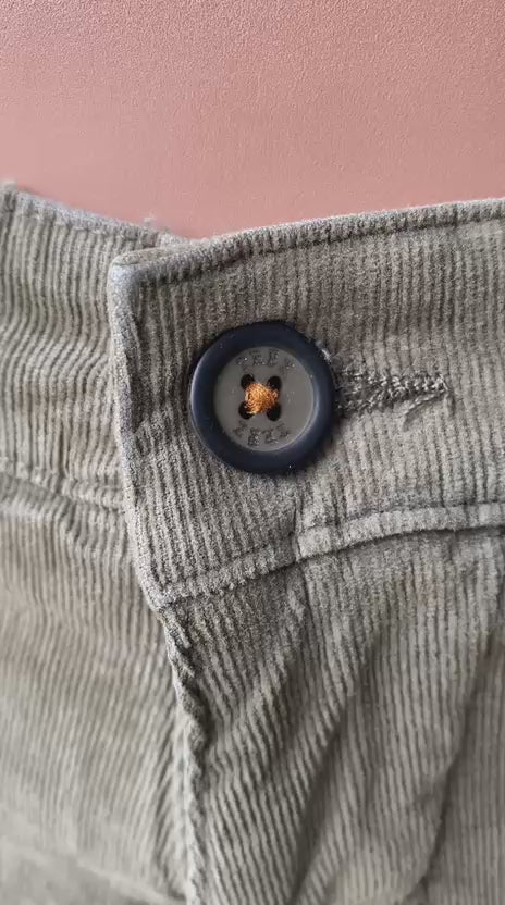 Trez Pantalone Uomo Velluto Millerighe M49592 408 PROT-CORD Verde – elegante, comfort, moda uomo - video 