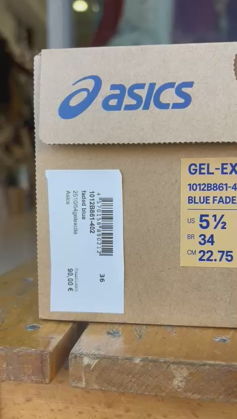 ASICS Gel-Excite 11 1012B861-402 Blue Fade/Cream | Running donna comfort ammortizzato - video 