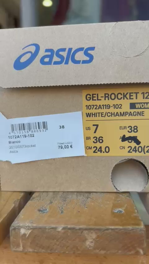 ASICS Gel-Rocket 12 1072A119-102 Bianco/Champagne | Scarpe Volley Donna Indoor  - video