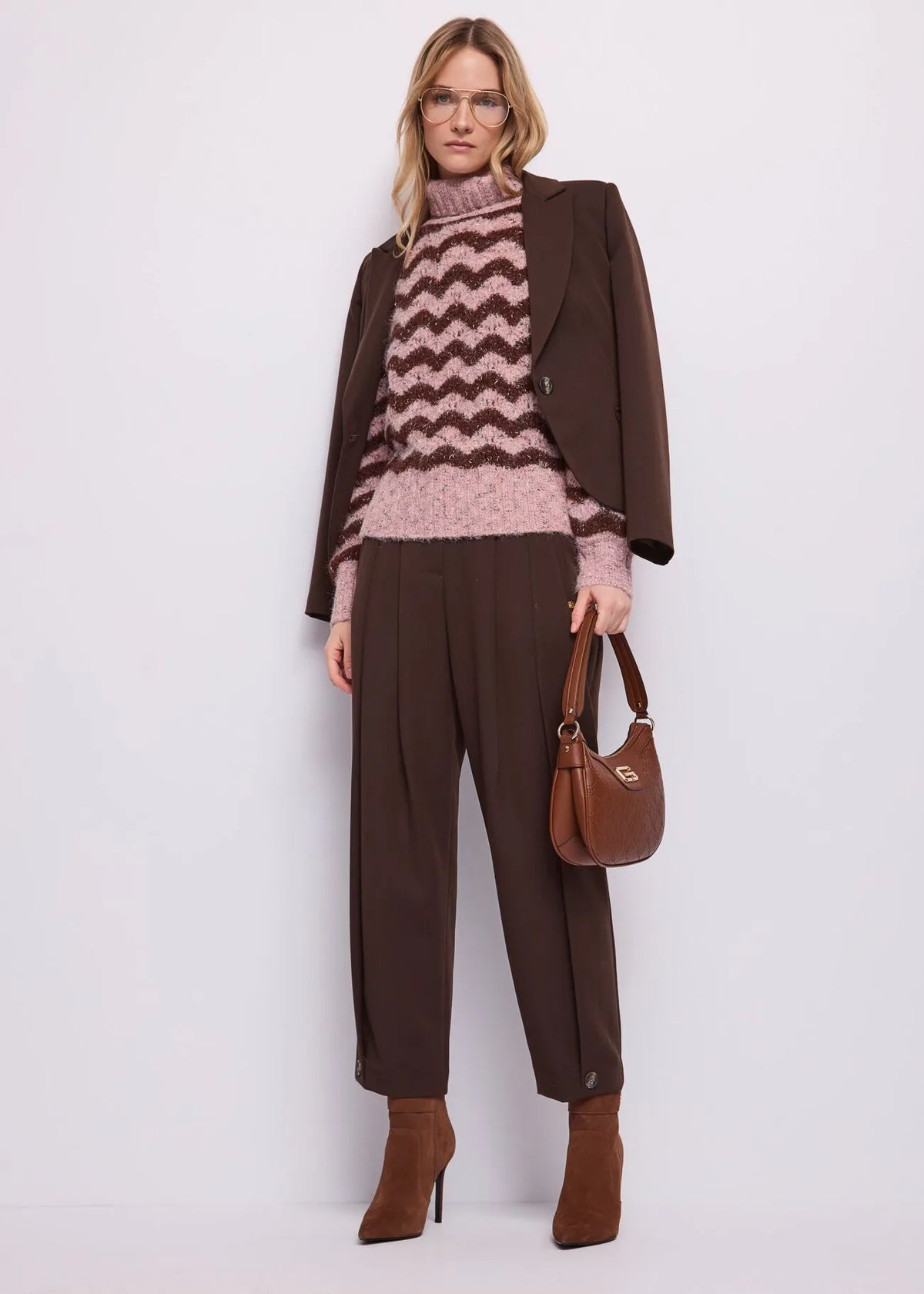 Gaudì Pantaloni cropped da donna con pinces 261DB25025 3339 marrone