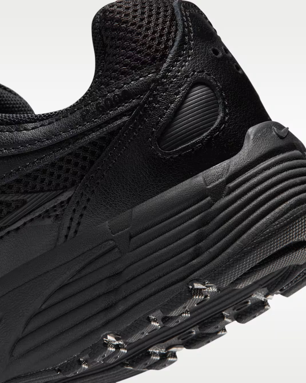 Nike P-6000 CD6404-002 Uomo Nero - Sneakers