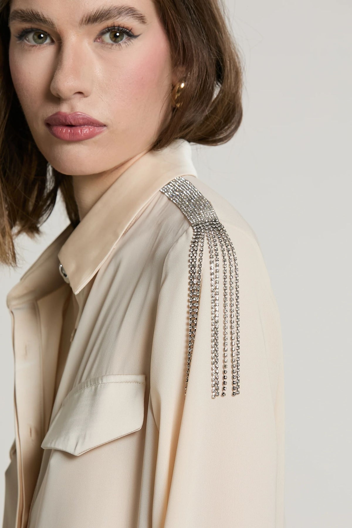 Relish Camicia SERIOUS manica lunga con tasche più patte raso più applicazioni strass SRA2603009012 avorio