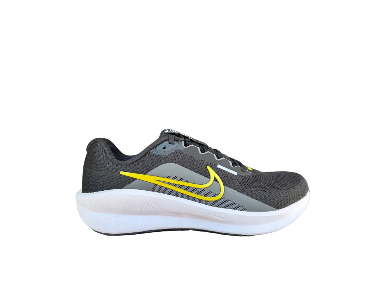 FD6454-014 Nike Scarpa running Uomo