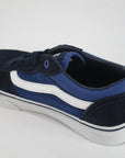 VANS Milton VN0QGC8TL