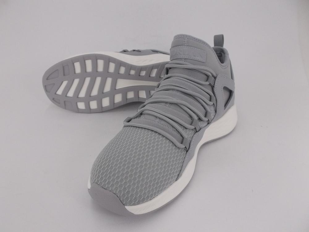 Jordan scarpa sneakers da uomo Formula 23 881465 024 grigio