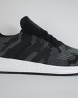 Adidas Originals scarpa da ginnastica da uomo Swift Run BD7977 nero