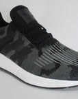 Adidas Originals scarpa da ginnastica da uomo Swift Run BD7977 nero