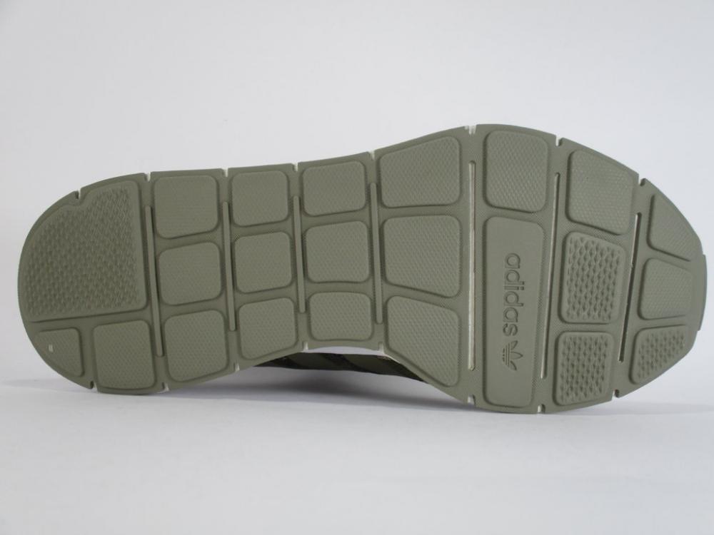 Adidas Originals scarpa da ginnastica da uomo Swift Run BD7976 camo green