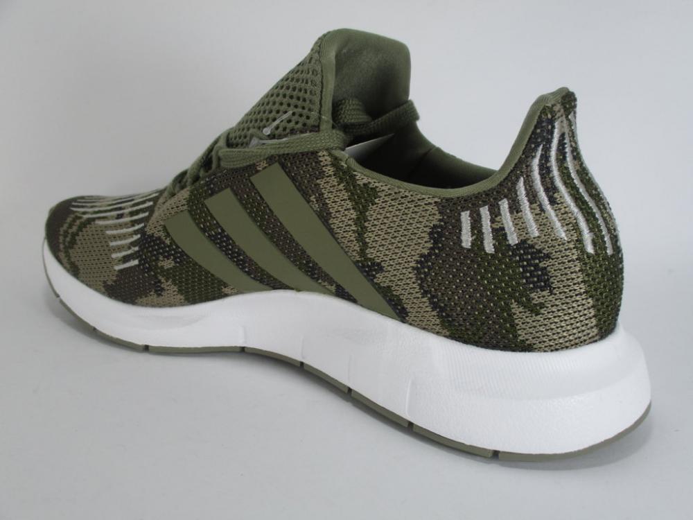 Adidas Originals scarpa da ginnastica da uomo Swift Run BD7976 camo green
